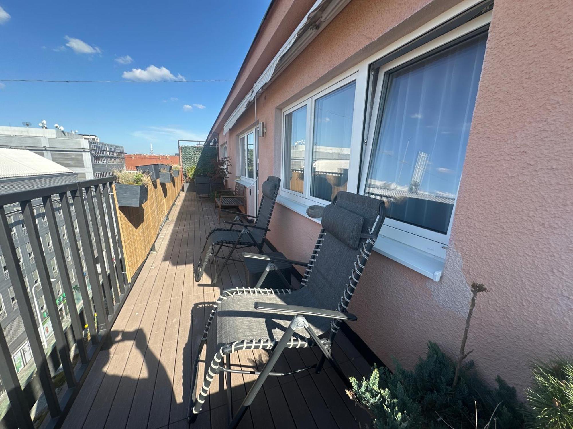 Andel With Terrace Apartamento Praga